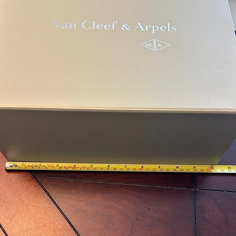 Van Cleef & Arpels Soft Green Box - Picture 4 of 6